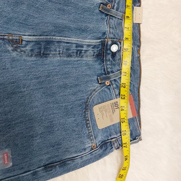Levi's 501 Man's Blue Regular Through the Thigh Straight Legs Fly Buttons Denim - Picture 5 of 12